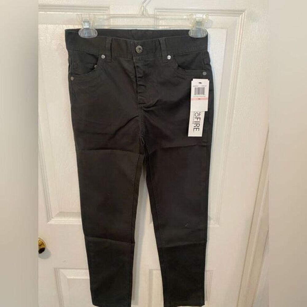 - Girls‎ size 10 charcoal, colored pants